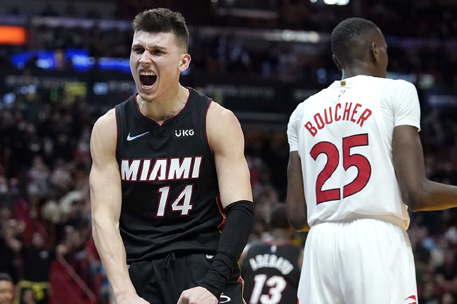 热火碾压青岛队,克莱统治全场 热火碾压青岛队,克莱统治全场