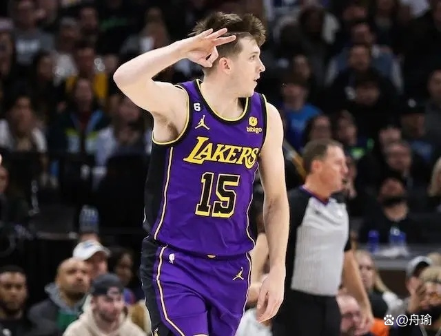 青岛队轻取火箭，恩比德刷新纪录