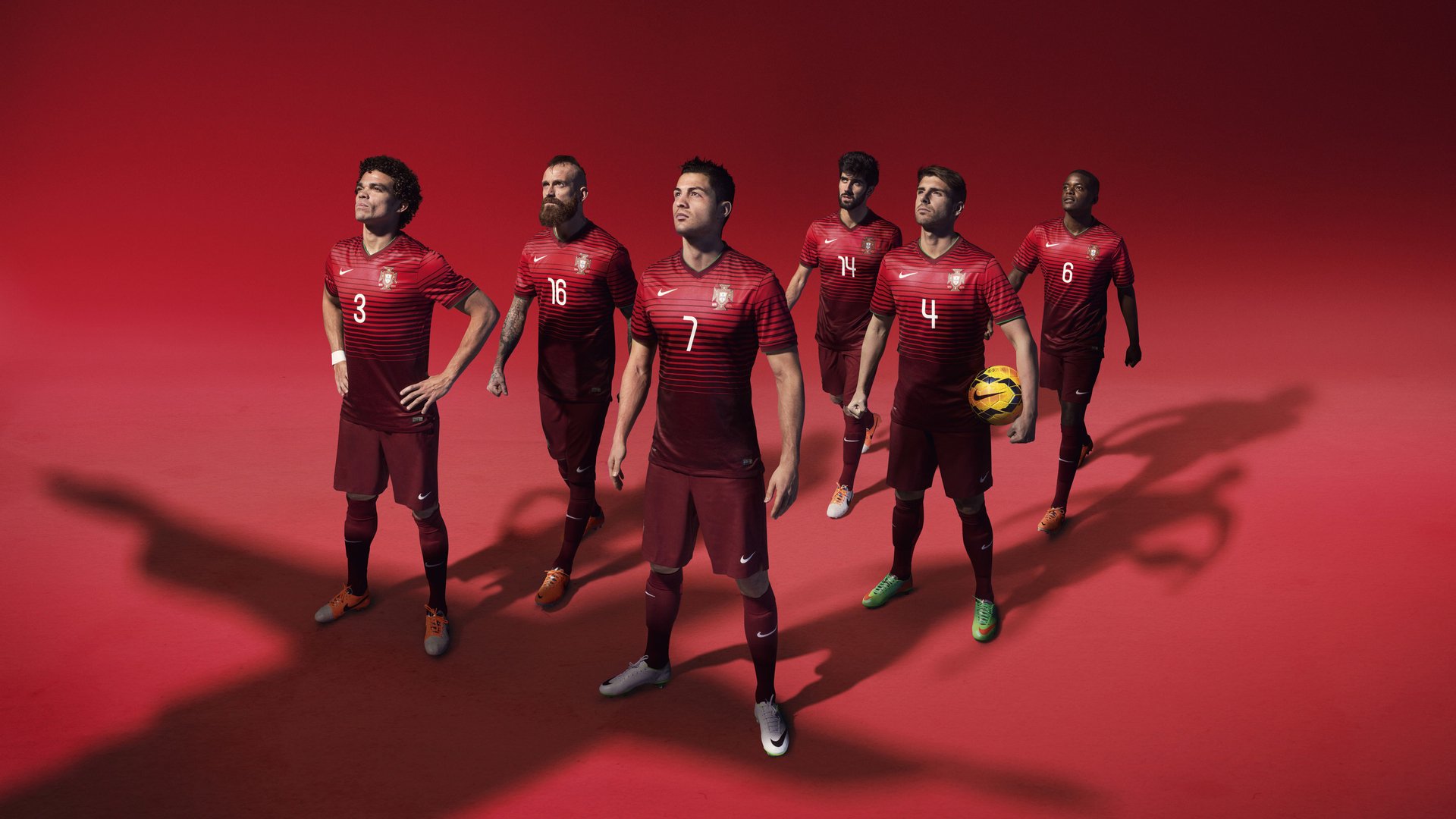 逆袭的剧本，当巴黎的雨遇上美国的喧嚣