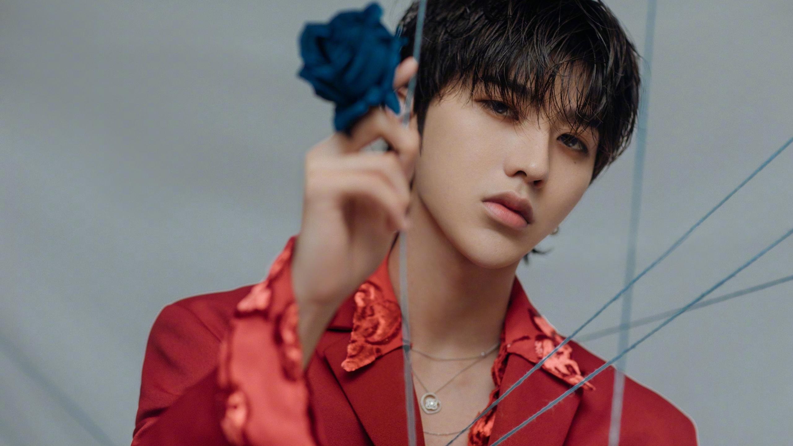 绝杀之夜与王者时刻，拜仁终场逆转巴黎，萨拉赫在年度巅峰战中主宰赛场