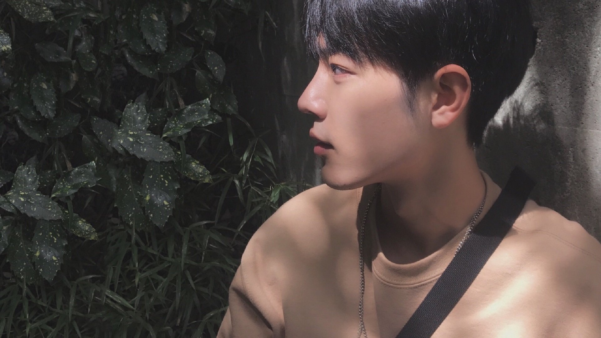 赛道与绿茵的绝杀共鸣，当F1引擎轰鸣遇见足球终场哨音