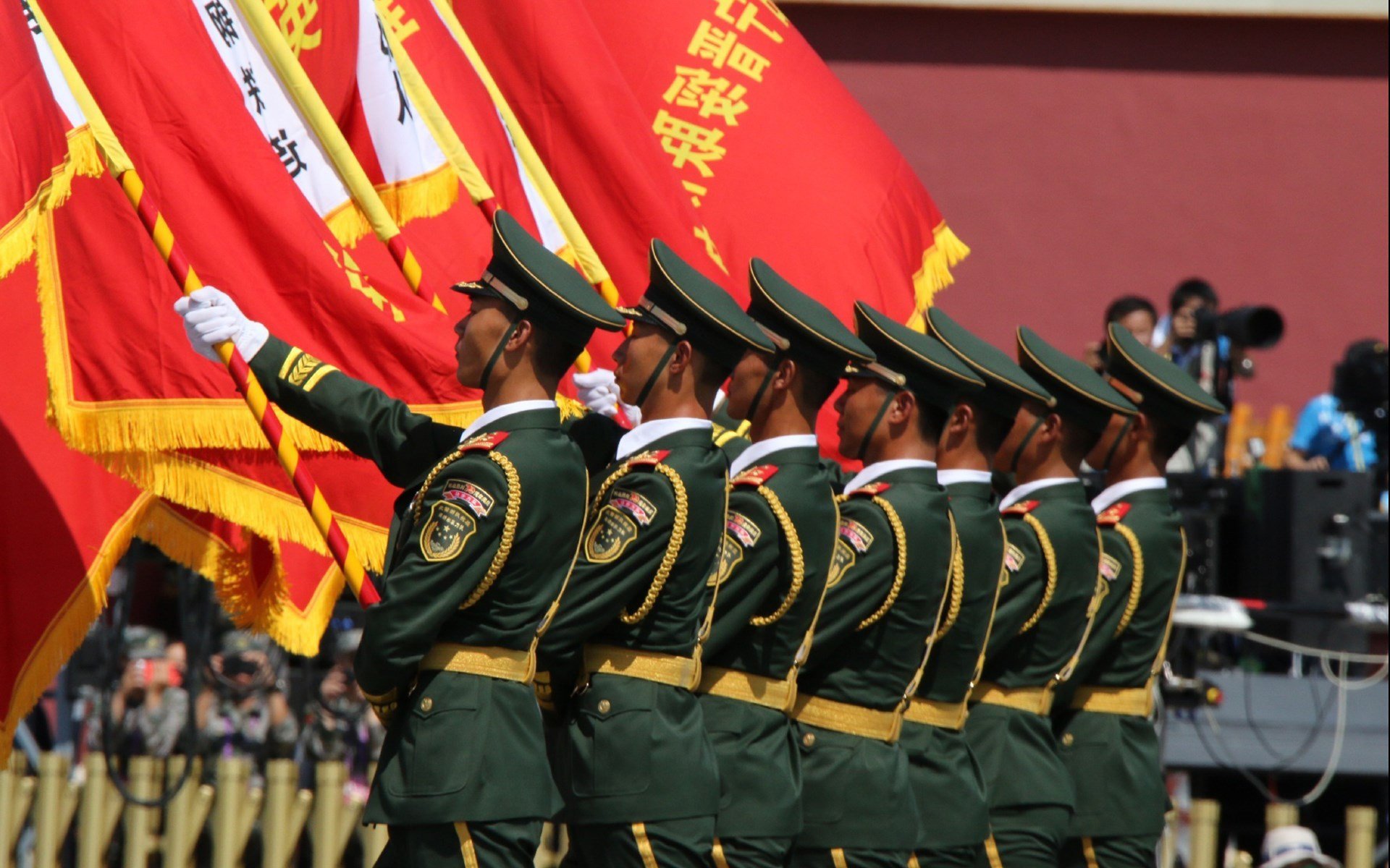 双重降临,当守卫者在总决赛第七场踩过生死战骸骨
